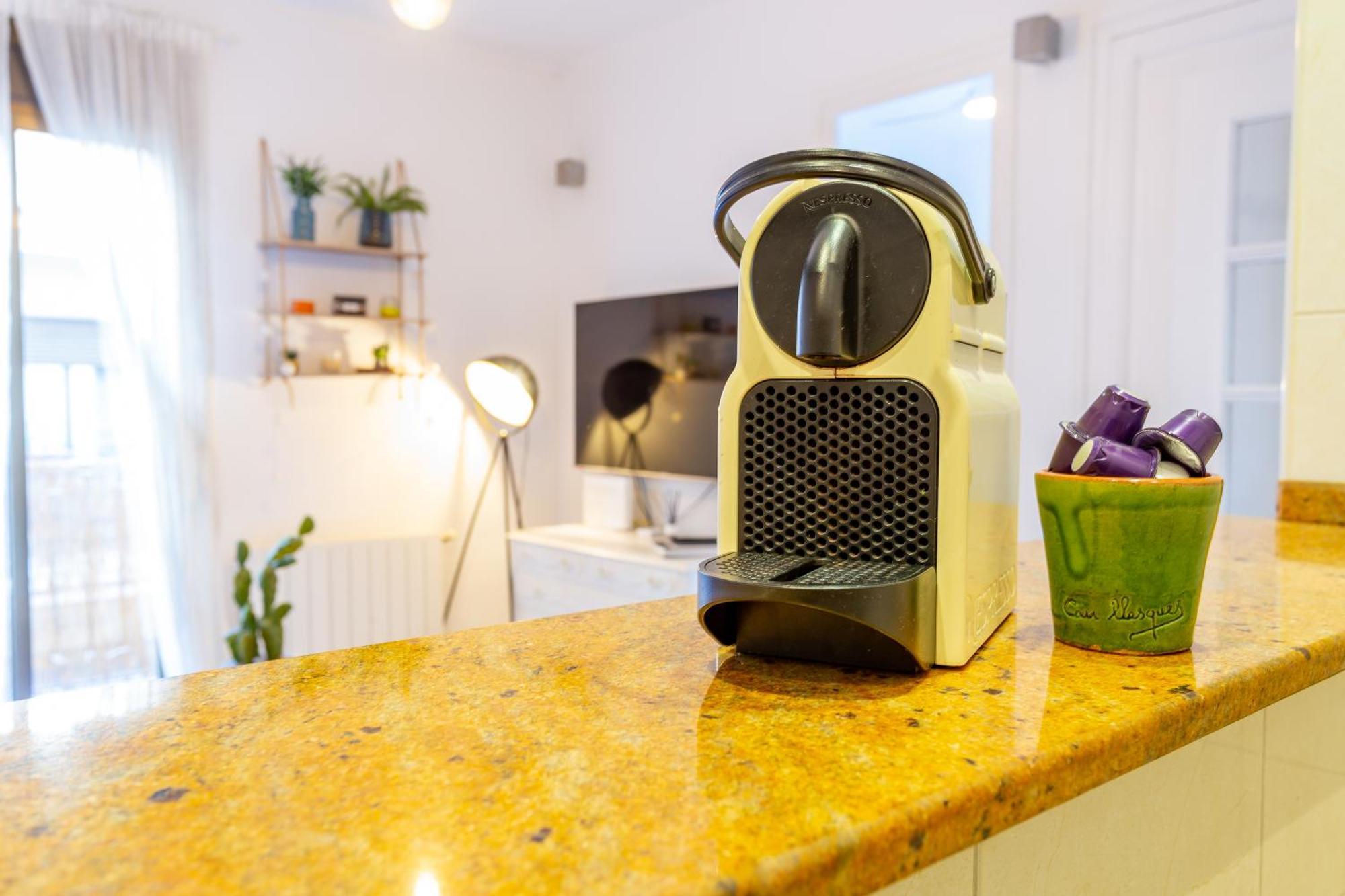 Cosy Apartment. 10Min Walk To The Beach & Train Tarragona Luaran gambar